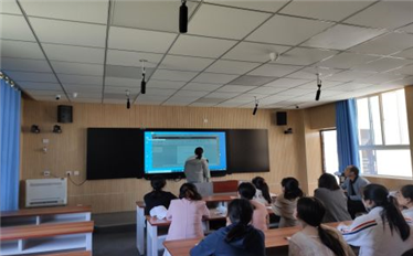 彬州市阳光初级中学